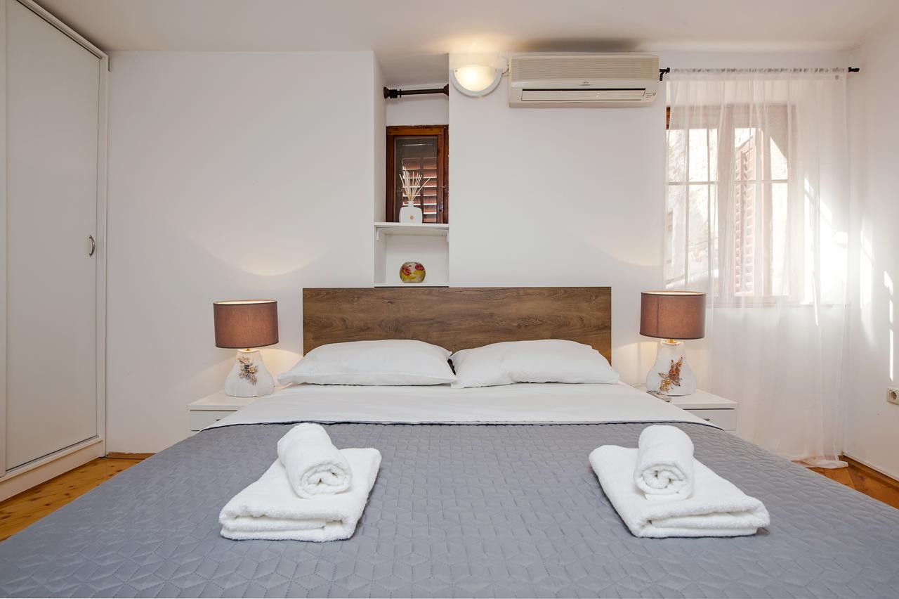 Apartment Marconi โรวีน ภายนอก รูปภาพ